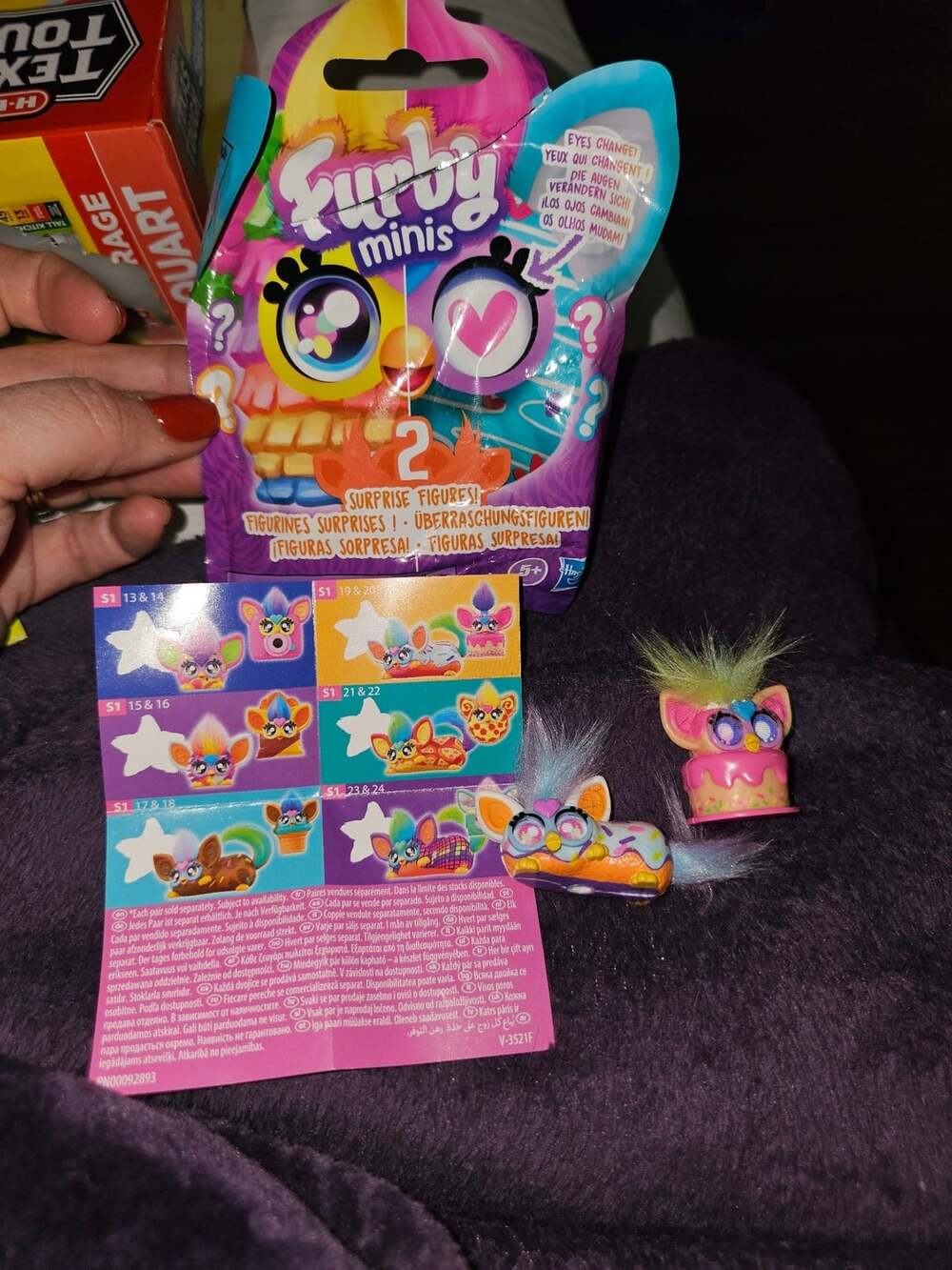 Hasbro Furby Minis Series 1 Surprise Figures